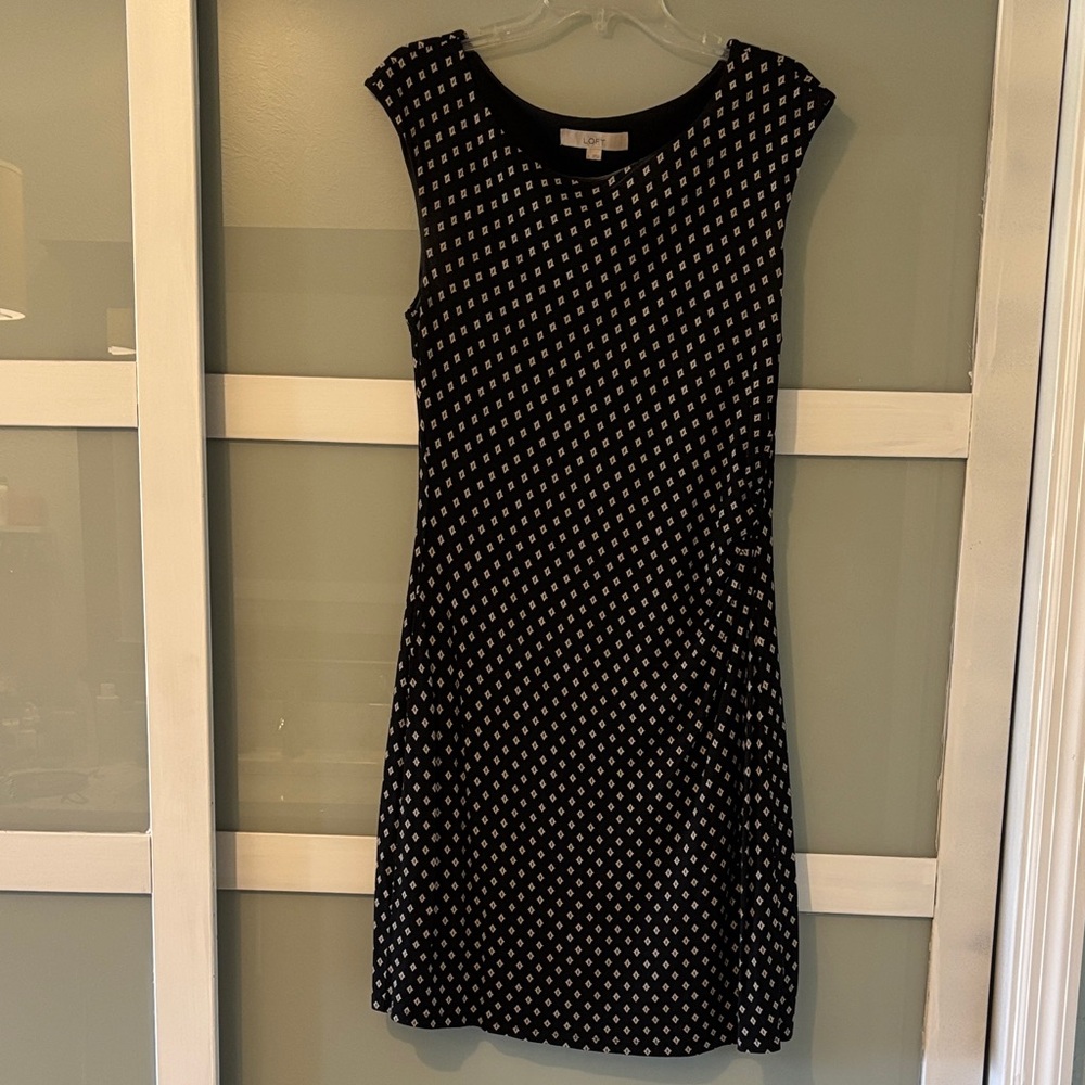LOFT Black and White Sleeveless Midi Dress